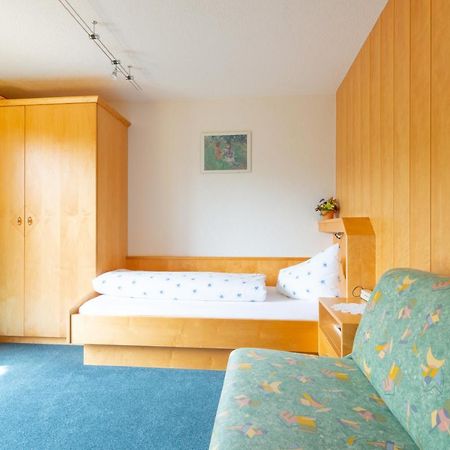 Hotel Haus Furka Damuels Esterno foto
