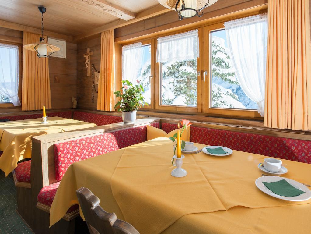 Hotel Haus Furka Damuels Esterno foto