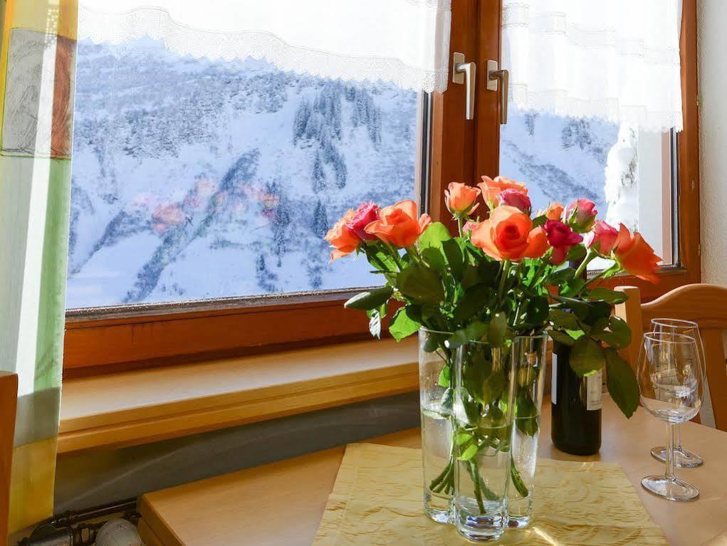 Hotel Haus Furka Damuels Esterno foto